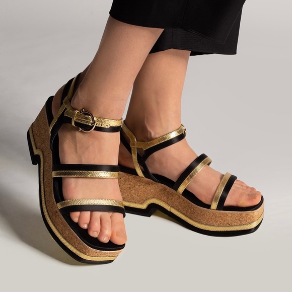 Salvatore Ferragamo Mysen PtrasoSandal Women'sNero NEW
